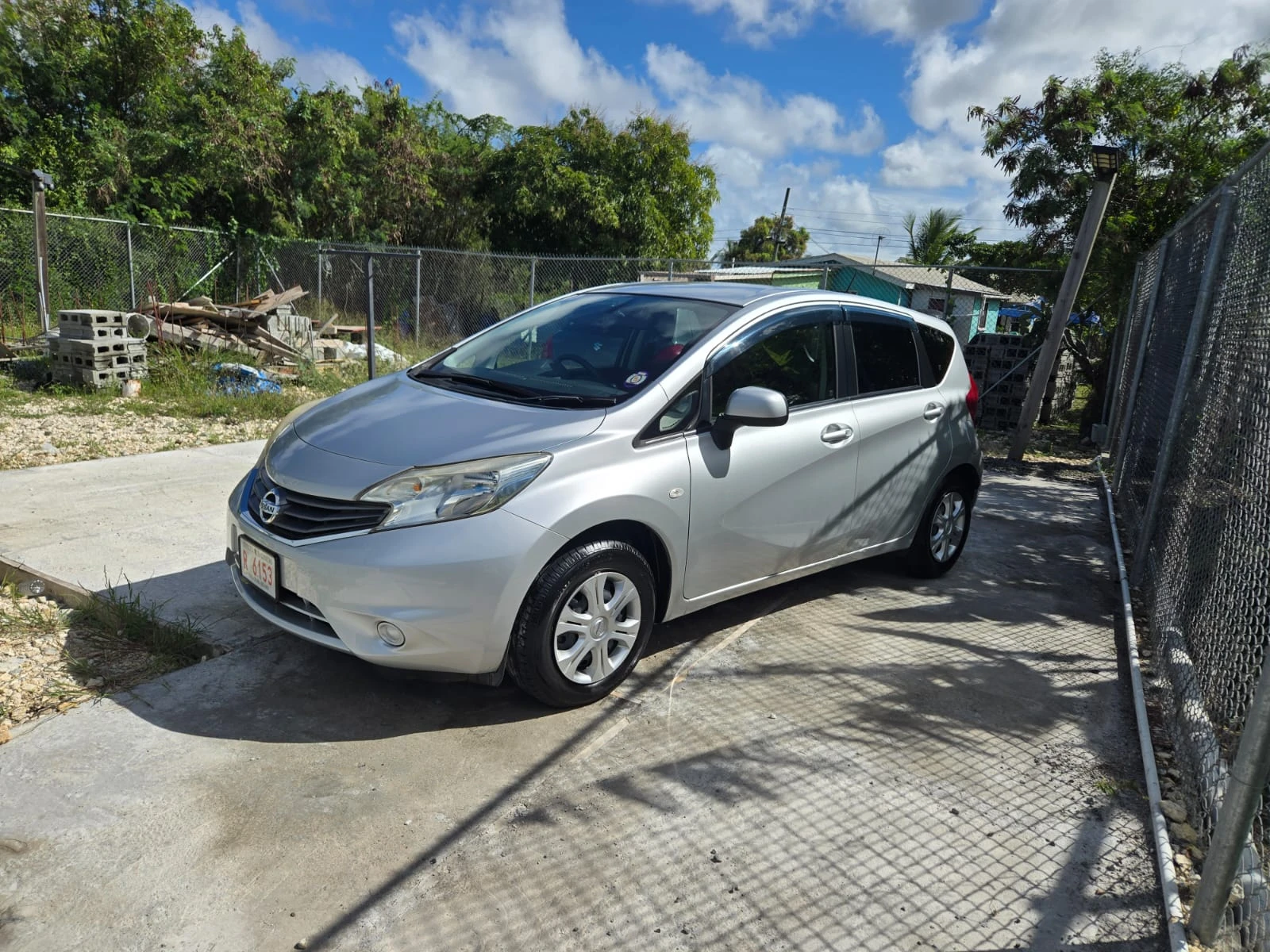 Nissan Note fleet photo 1 of 4